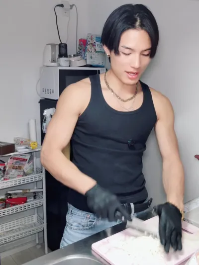 肉詰めピーマン