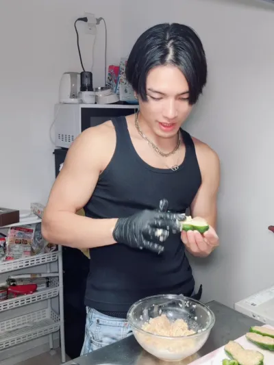 肉詰めピーマン