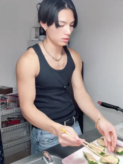 肉詰めピーマン