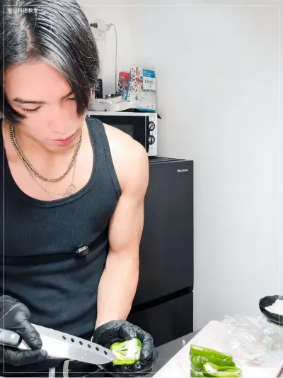 肉詰めピーマン