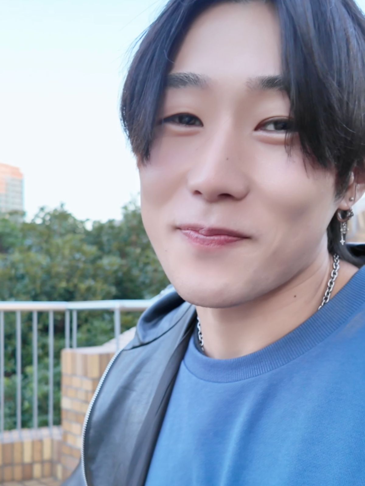 シンの家に泊まり準備